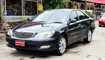 2004 Toyota CAMRY 2.0 รถเก๋ง 4 ประตู รถสวย