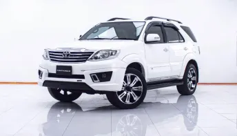1D712 TOYOTA FORTUNER 2.7 V AT 2011