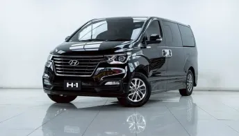 2B011 HYUNDAI H-1 2.5 ELITE AT 2019 
