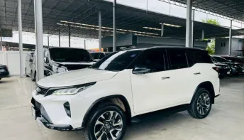 TOYOTA FORTUNER 2.4 LEGENDER 2022 รถสวย มือแรกออกห้าง สภาพใหม่ ไมล์น้อย 5 หมื่น รับประกันตัวถังสวย