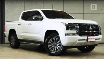 2025 Mitsubishi TRITON 2.4 DOUBLE CAB Plus Ultra Pickup AT MODEL ปัจจุบัน ไมล์เเท้ 2 พัน B7261