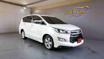 2019 TOYOTA INNOVA CRYSTA 2.8 V AT