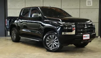 2025 Mitsubishi TRITON 2.4 DOUBLE CAB Plus Ultra AT ไมล์แท้ 1 พัน Warranty 5 ปี 100,000 KM B8702
