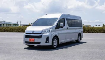 2020 TOYOTA COMMUTER 2.8 GL MT