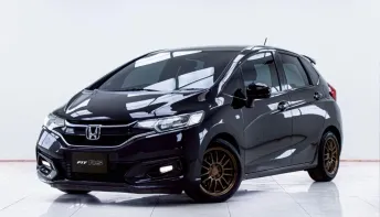 5B982 HONDA JAZZ 1.5 V+ AT 2019