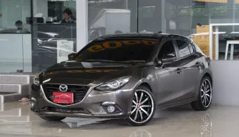Mazda 3 2.0 S Sports ปี 2016 รถบ้านแท้ๆ ไม่เคยติดแก๊สแน่นอน ใช้น้อยเข้าศูนย์ ออกรถ0บาท