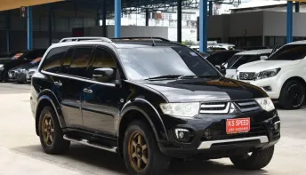 Mitsubishi Pajaro Sport 2.5GT สีดำ เกียร์ออโต้ ปี 2015