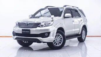 1D904 TOYOTA FORTUNER 3.0 V 2WD AT 2014