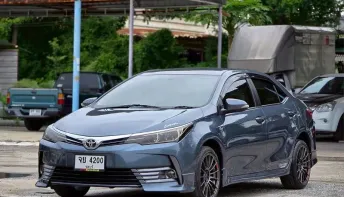 2017 Toyota Corolla Altis 1.8 G Sport.