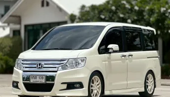 Honda Stepwgn Spada 2.0 EL 2013 รถตู้มือสองสภาพดี