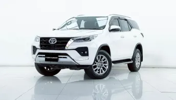 2B046 TOYOTA FORTUNER 2.4 V 2WD AT 2020