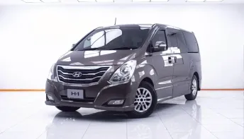 1D932 HYUNDAI H1 2.5 ELITE AT 2016