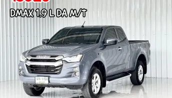 วิ่งน้อย  Isuzu D-Max CAB 1.9L Hi-Lander รถกระบะ ฟรีดาวน์