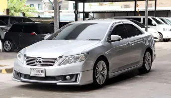 2012 Toyota CAMRY 2.0 รถเก๋ง 4 ประตู 
