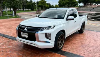 Mitsubishi Triton All New Mega Cab 2.5 GLX เกียร์ธรรมดา ปี 2019 ผ่อนเริ่มต้น 5,*** บาท