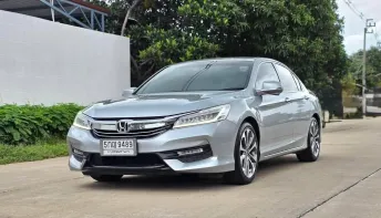 Honda Accord 2.0 2016 สภาพดีเยี่ยม