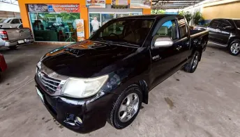 Toyota Vigo Smart Cab 2.5 E เกียร์ธรรมดา ปี 2014/2015 ผ่อนเริ่มต้น 4,xxx บาท