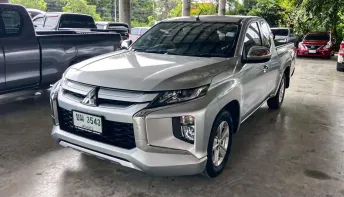 Mitsubishi Triton All New Mega Cab 2.5 GLX เกียร์ธรรมดา ปี 2020จด2021 ผ่อนเริ่มต้น 6,*** บาท