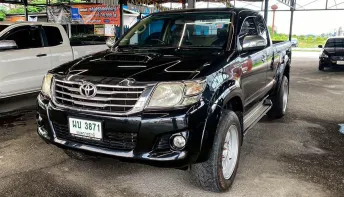 Toyota Vigo Champ Smart Cab 2.5 E Prerunner เกียร์ธรรมดา ปี 2013/2014 ผ่อนเริ่มต้น 4,xxx บาท