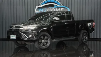 TOYOTA HILUX REVO SMART CAB 2.4 E PRERUNNER MT ปี 2017 สีดำ