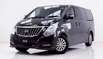 6B127 HYUNDAI H-1 2.5 DELUXE A2 AT 2018
