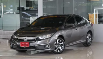 Honda CIVIC 1.8 E i-VTEC ปี21 ไมล์แท้5x,xxxโล เข้าศูนย์ตลอด รถบ้านมือเดียว สวยเดิมทั้งคัน ออกรถ0บาท