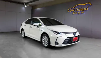 2020 TOYOTA ALTIS TNGA 1.8 HYBRID MID e-CVT