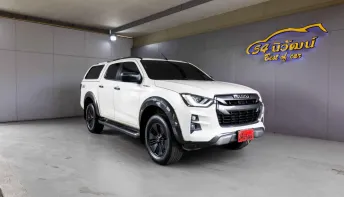 2020 ISUZU D-MAX V-CROSS CAB4 3.0 ZP 4WD. MT