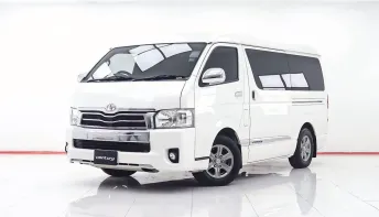 1D982 TOYOTA VENTURY 2.7 G AT 2018