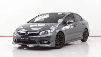 1D986 HONDA CIVIC FB 1.8 E NAVI AT 2013