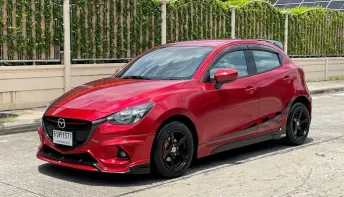 MAZDA 2 1.3 SKYACTIVE SPORT HIGH PLUS ปี 2015 สภาพนางฟ้า