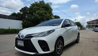 Toyota Yaris 1.2 Sport ปี 2021 สภาพดี มือเดียว
