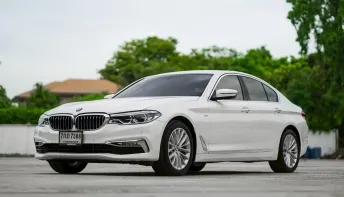 New !! BMW 520d Sport Line G30 ปี 2017 มือเดียวป้ายแดง ขับดีมาก เครื่องดีเซลล้วน 