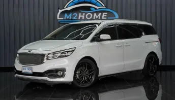 KIA GRAND CARNIVAL 2.2 EX AT ปี2017 จด ปี2018 สีขาว