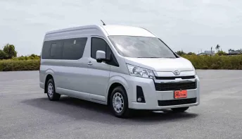 2020 TOYOTA COMMUTER 2.8 GL MT