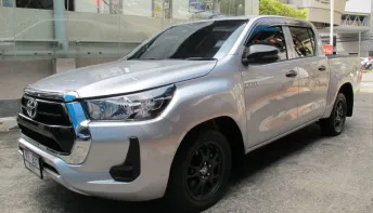 2024 Toyota Hilux Revo 2.4 ENTRY รถกระบะ รถสวยสภาพใหม่  มือเดียว ฟรีดาวน์