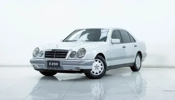 2B068 MERCEDES-BENZ E230 ELEGANCE W210 AT 1997