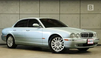 2004 Jaguar XJ8 3.5 Executive Sedan AT ไมล์แท้ ตัวรถพื้นฐานดีมากสภาพสวย เจ้าของเดิมดูแลรถดี B8979