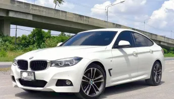 BMW 320d GT M sport Lci Top ปี 2019 สีขาว