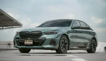 All New !! BMW 530e M sport Pro G60 ปี 2024 สีพิเศษ Cape york green