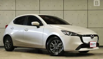 2025 Mazda 2 1.3 S Sports Hatchback AT ไมล์แท้ 1 หมื่น (วิ่งน้อย) Warranty 3 ปี 100,000 KM B6462