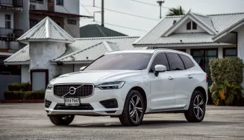 Volvo XC60 2.0 T8 R-Design 4WD AT 2019