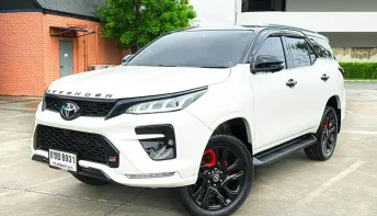 2022 TOYOTA FORTUNER 2.8 GR SPORT BLACK TOP
