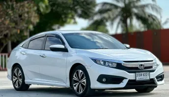 Honda Civic FC 1.5 Turbo สีขาว ปี 2019