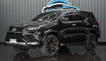 TOYOTA FORTUNER 2.4 LEGENDER 2WD AT ปี 2022 สีดำ