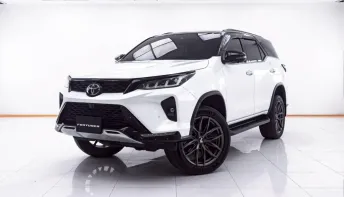 1E206 TOYOTA FORTUNER 2.8 LEGENDER BLACK TOP 2WD AT 2021