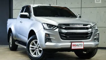 2022 Isuzu D-MAX 1.9 Space Cab Hi-Lander Z AT ไมล์แท้ 9 พัน (วิ่งน้อย) มือเเรกจากป้ายเเดง B1880