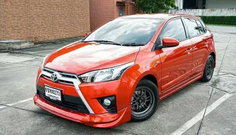 2015 TOYOTA YARIS 1.2 E HATCHBACK