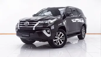 1E214 TOYOTA FORTUNER 2.4 V 2WD AT 2016