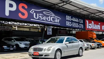 ไม่ต้องใช้เงินดาวน์ เครื่องยนต์ดีเซล รถสภาพสวยพร้อมใช้Mercedes-Benz E220 CDI Elegance (W211) ปี 2006
